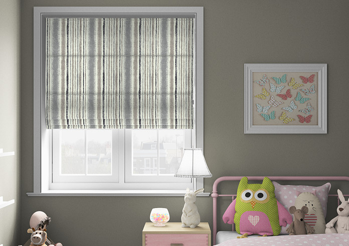 Guarda Stripe, Grey - Roman Blind - Image 3